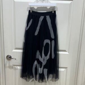 Elegant Black and White Tulle Skirt